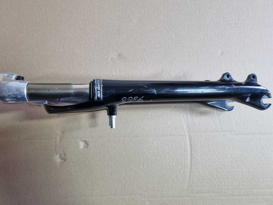 SR Suntour NRX 7500, 63mm, 28