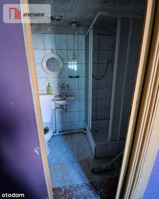 Dom na wsi do własnej aranżacji na dużej działce.