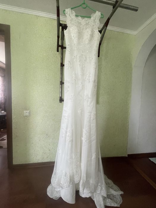 Весільне плаття S