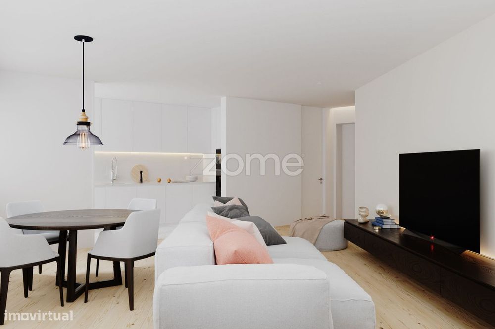 Apartamento T1 com garagem e varanda em S. Vicente