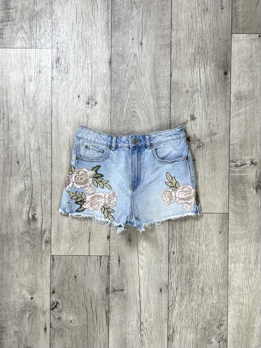 New look denim шорты 38 S-M размер женские джинсовые голубые с принтом
