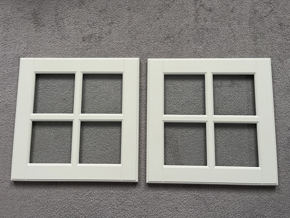 Fronty Bodbyn Ikea szklane 40x40 kremowe