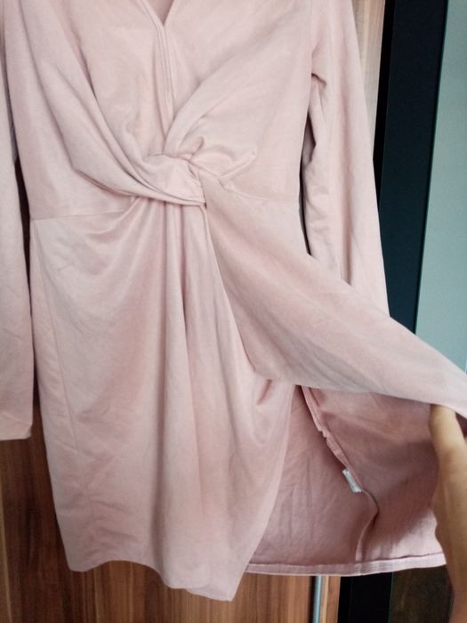 Sukienka pudrowy róż Missguided 38