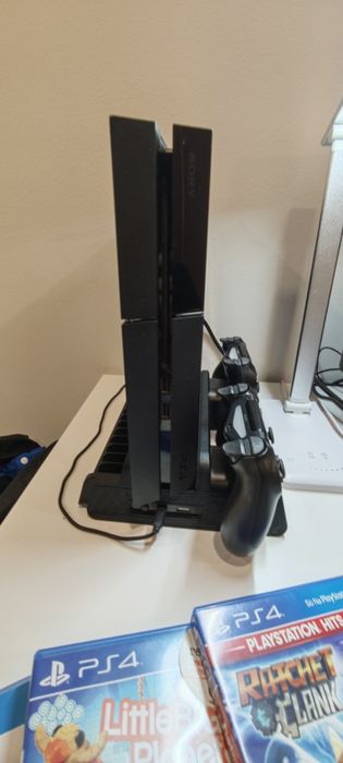 PlayStation  4 impecável