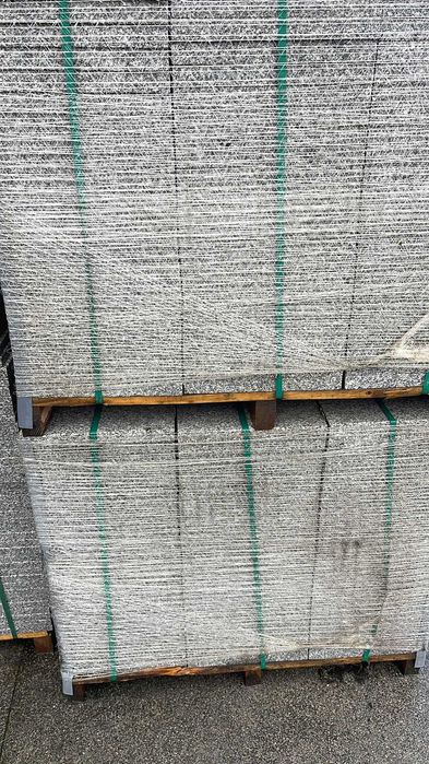 Granito Cinza satinano a 3 cm esp.