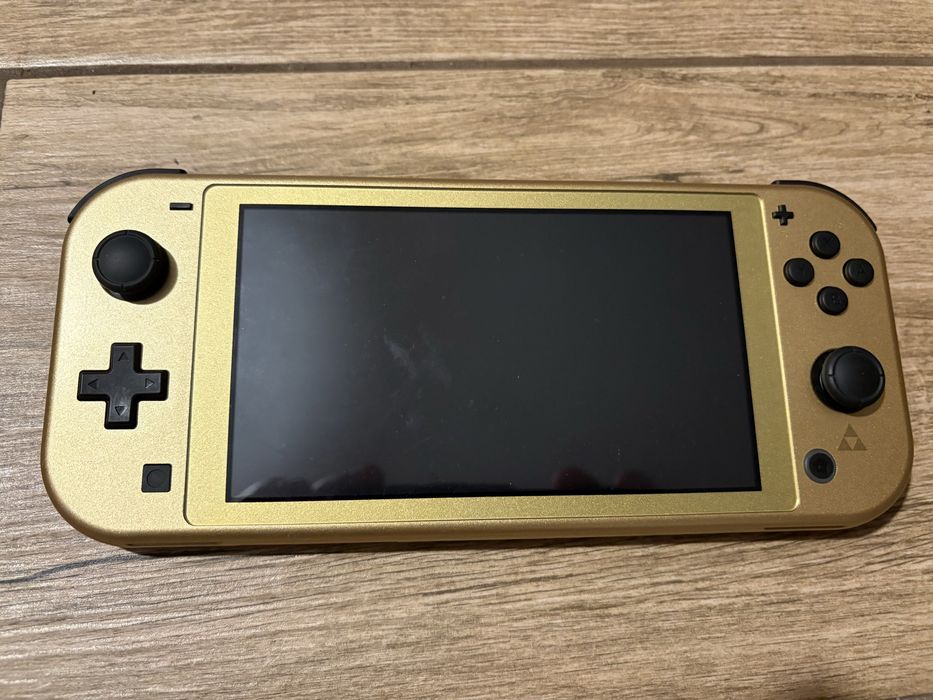 Nintendo Switch Lite Hyrule edition + futerał