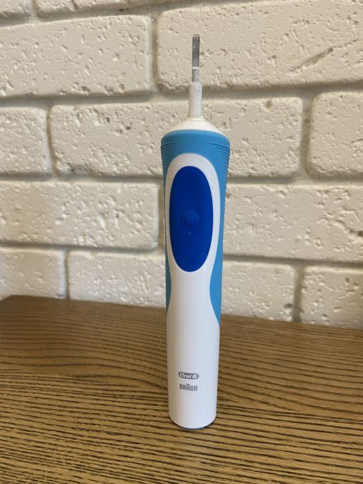 Зубная Щетка Oral B