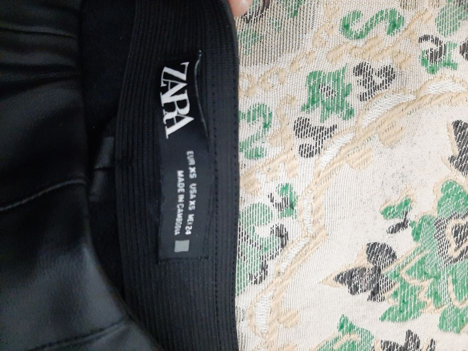 Caças Zara XS...
