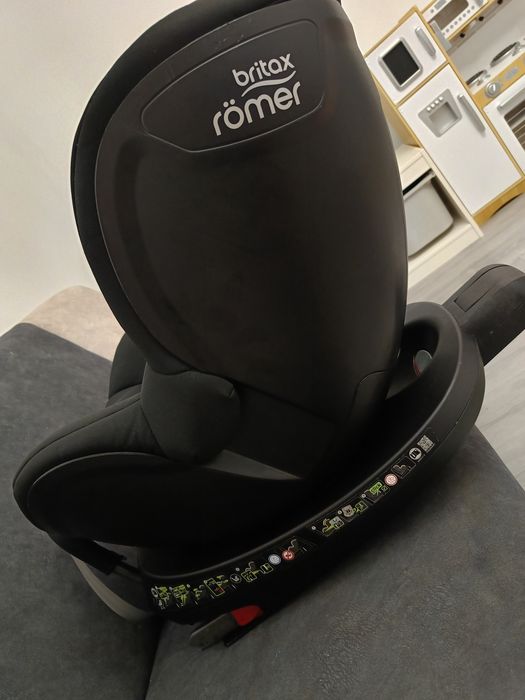 Fotelik obrotowy Britax dualfix 2r isofix