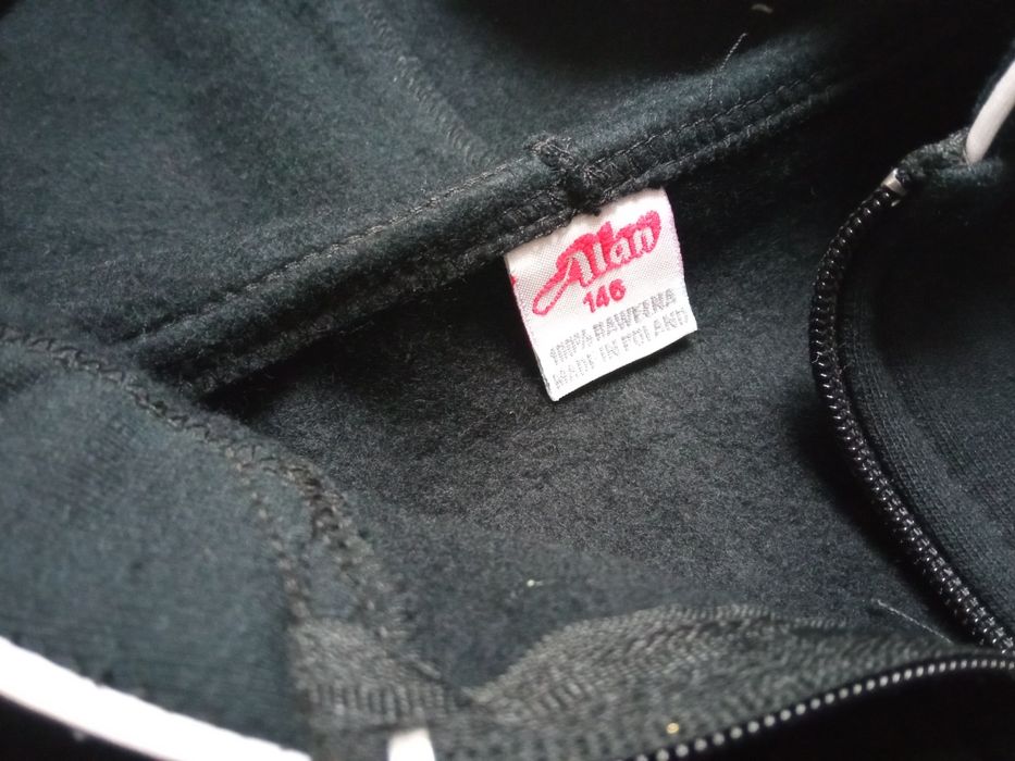 Czarny dres Alan rozm. 146 nowy
Nowy bez metki
Bawełna