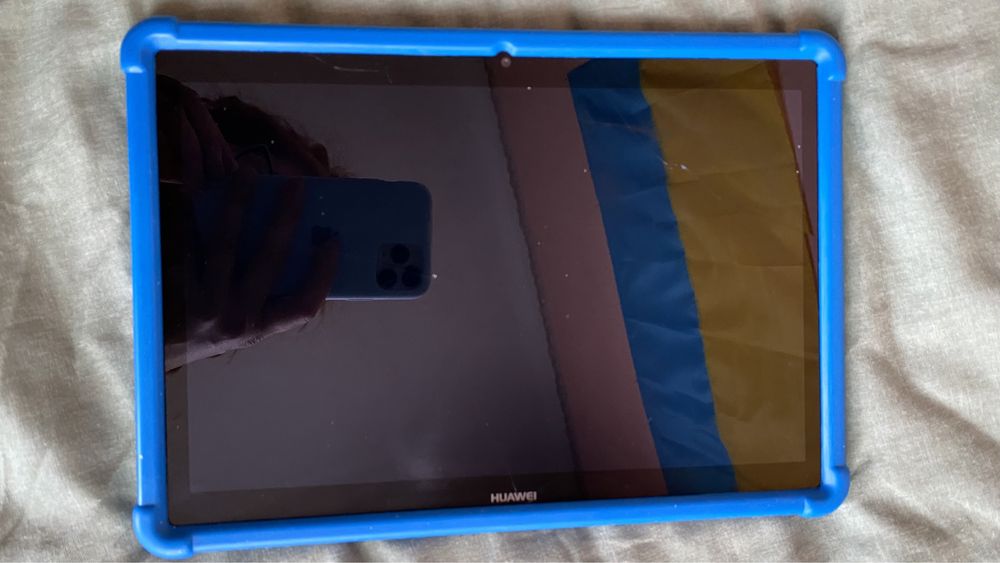 Планшет HUAWEI AGS-W09: 800 грн. - Планшетні комп'ютери Львів на Olx