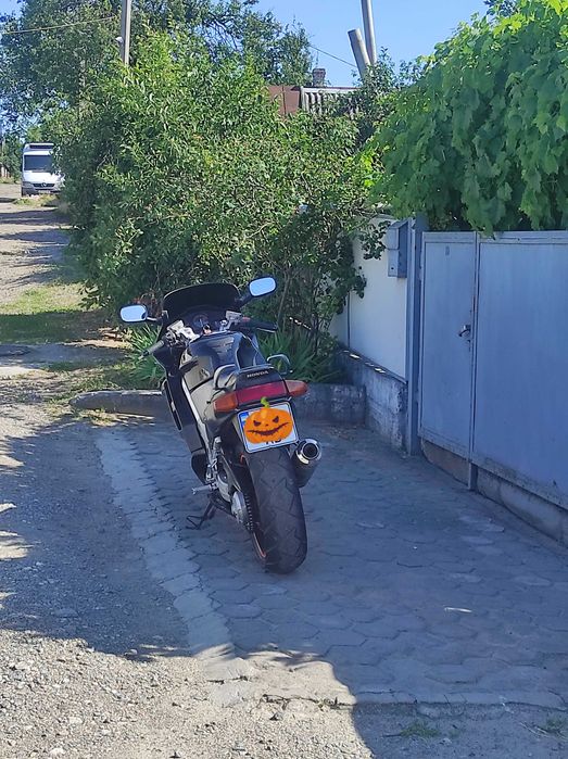 HONDA VFR-750 год 1992.