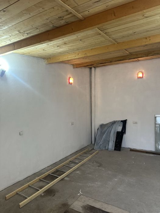 Продам гараж з підвалом у гаражному кооперативі N22 (вул. Довженка 13)