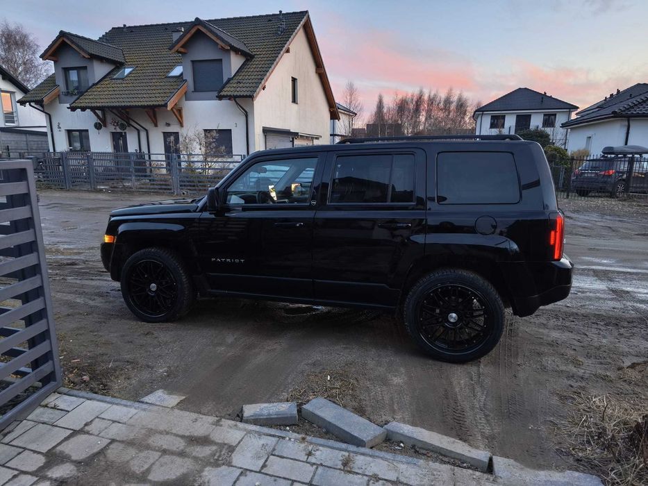 Jeep Patriot 2.4.  4x4 Benzyna Lift nowe LPG 20'' alu doinwestowany