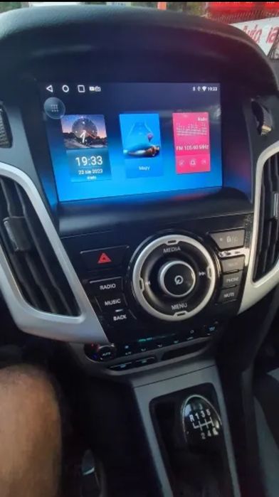 Rádio Android 14 com GPS Ford Focus MK3 (Novo)