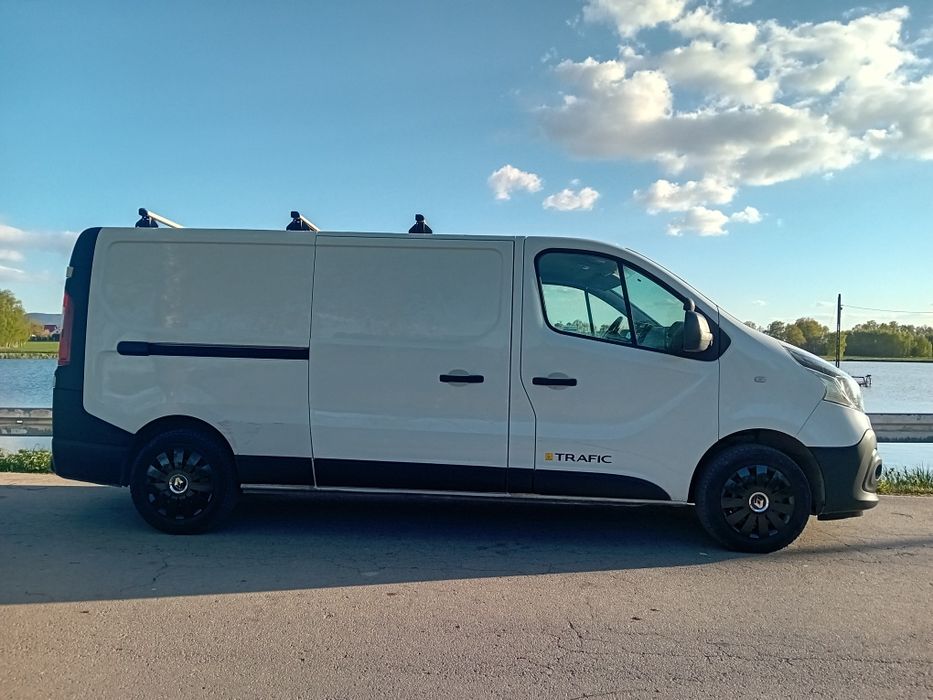 Renault Trafic 1.6 Long 3osobowy
