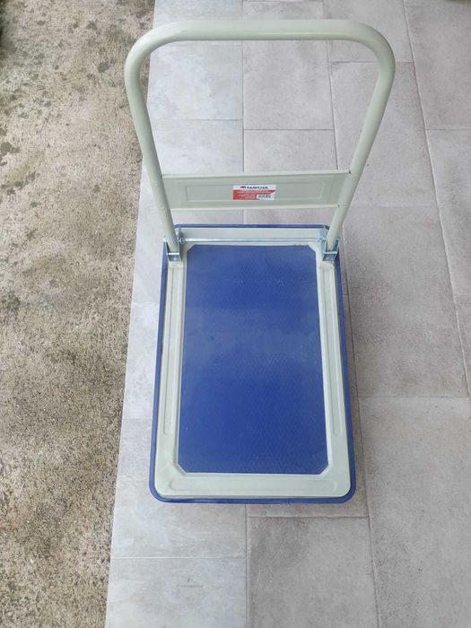 Carrinho de plataforma