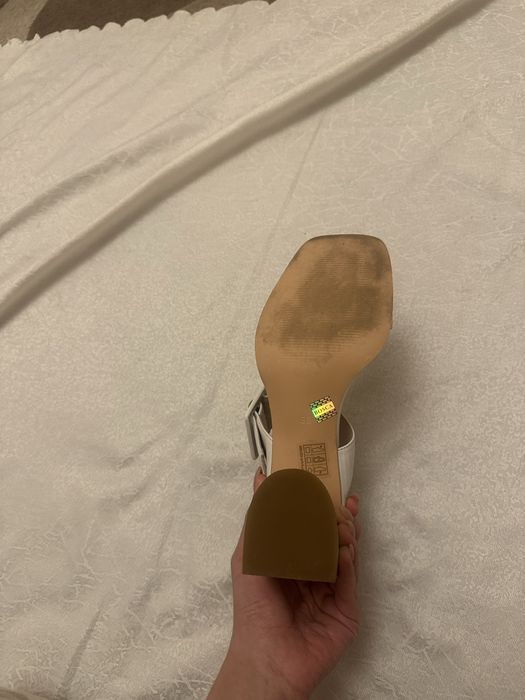 Босоніжки жіночі шкіряні, р.38