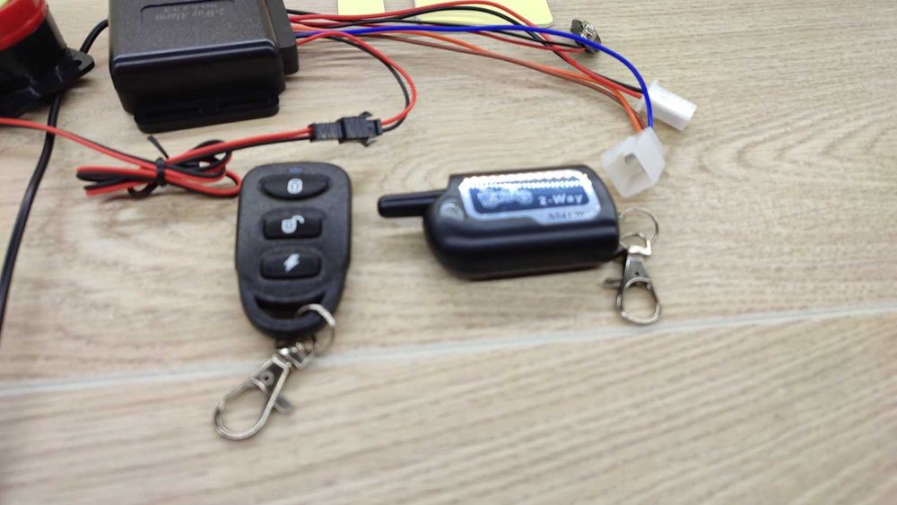 Сигнализация двусторонняя для электроскутера, электровелосипеда