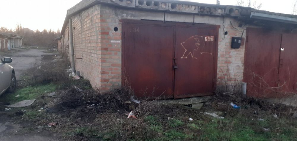 Продам гараж в городе