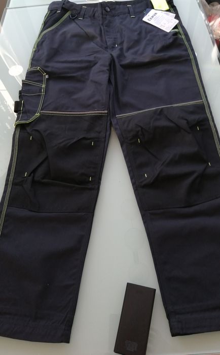Spodnie robocze rozm. 54 nowe