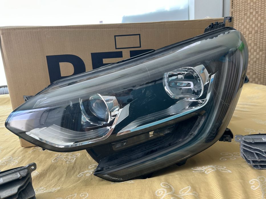 Ótica/Farol frontal Renault Megane