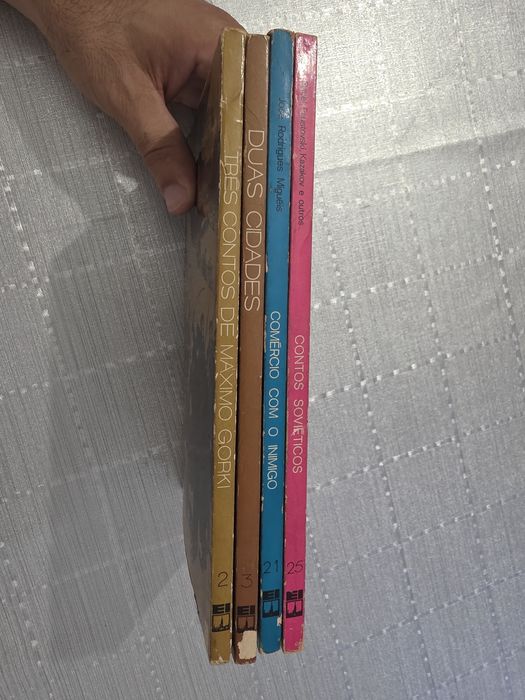 Colecção Duas Horas de Leitura (Editorial Inova, Porto) — 4 volumes