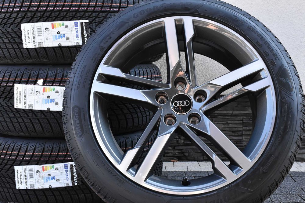 Nowe koła zimowe Audi A5 S5 B10 8B3 18" Nowy model Goodyear AO 2025r