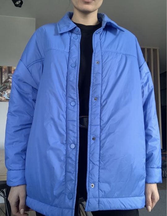 Синя куртка сорочка, весняна куртка