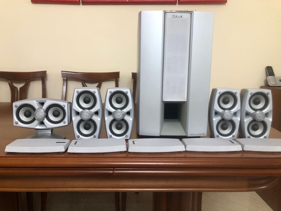 Subwoofer ativo com 5 colunas