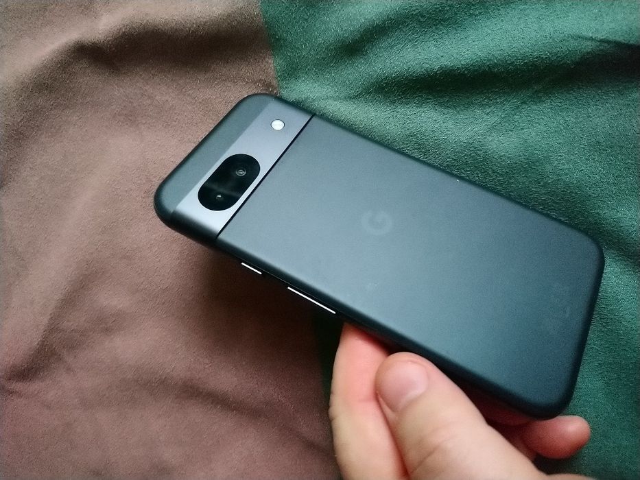 Smartfon Google Pixel 8a wersja 256GB