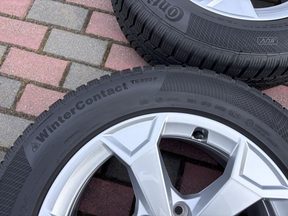 Koła zimowe Audi Q3 83A 5x112 6,5Jx17 ET38 215/65 R17 Continental VW Skoda