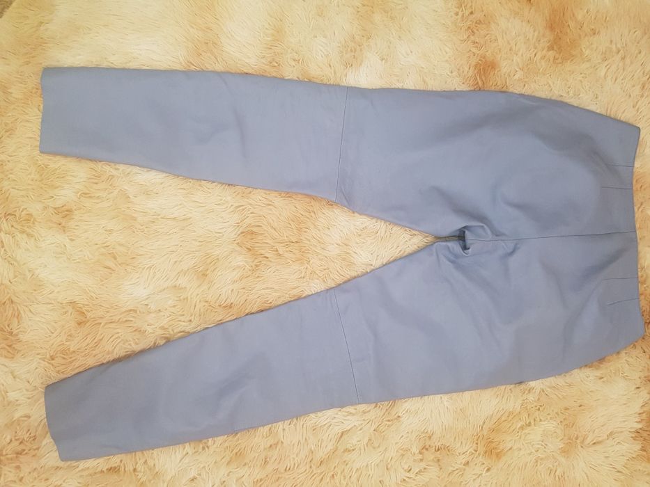 Натуральні шкіряні штани. Дуже красиві та мякі 



100% на