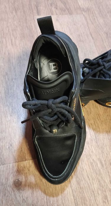 Кросівки Balmain Paris 40 розміру