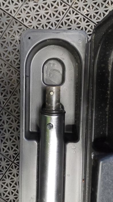 Klucz dynamometryczny