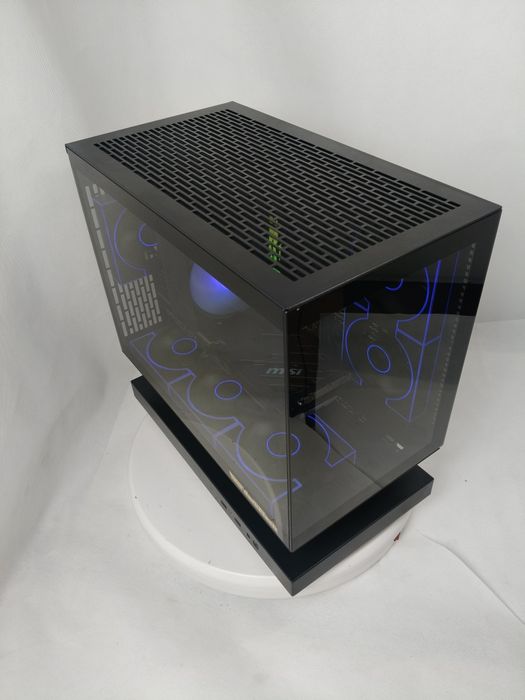 Komputer Gamingowy Ryzen 9 9900X3D,RTX 5070,64 GB 6000 RGB,SSD,Win 11
