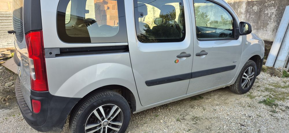Mercedes citan 5 lugares