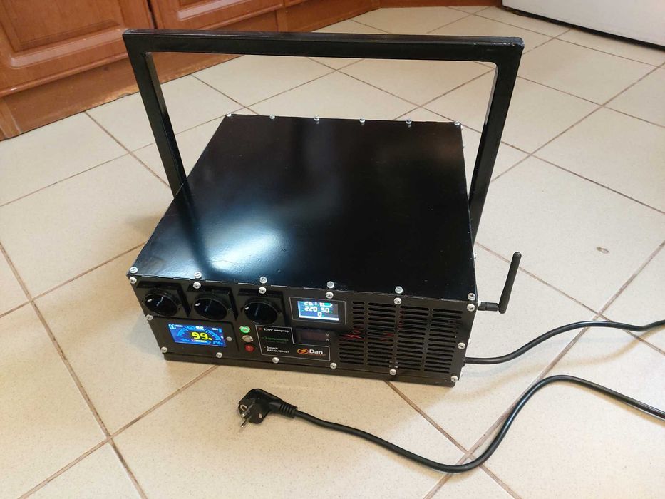 Станція живлення LiFePo4 2560W