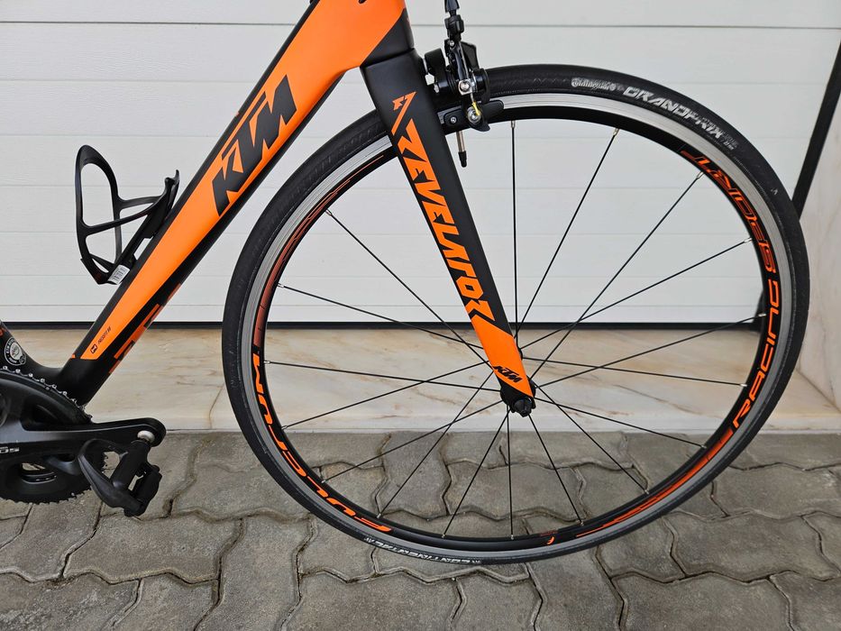 KTM Revelator 3500 em Carbono - Tam. 52
