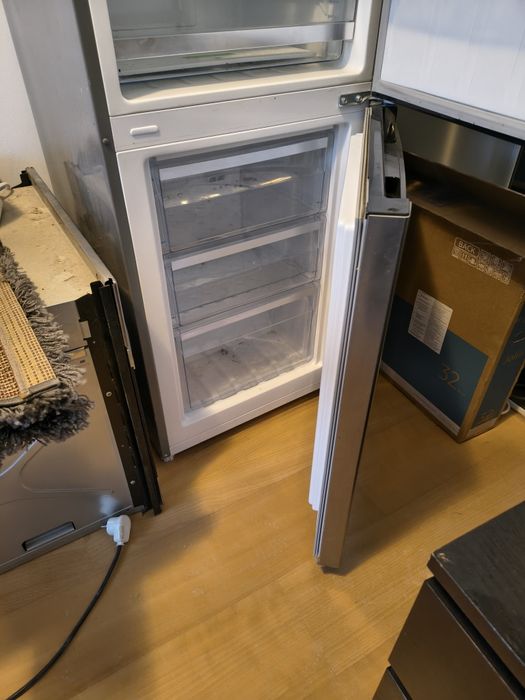 Na sprzedaż lodówka Amica