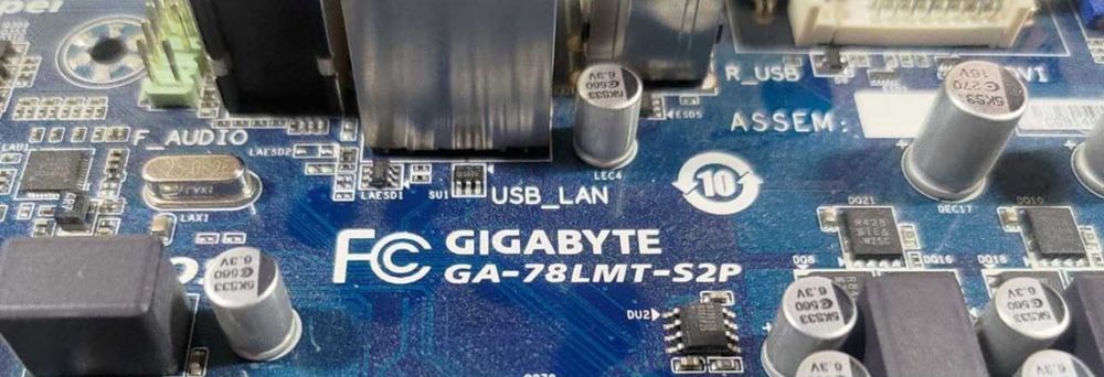 Материнська плата AM3+ Gigabyte GA-78LMT-S2P + проц Athlon II X2 250