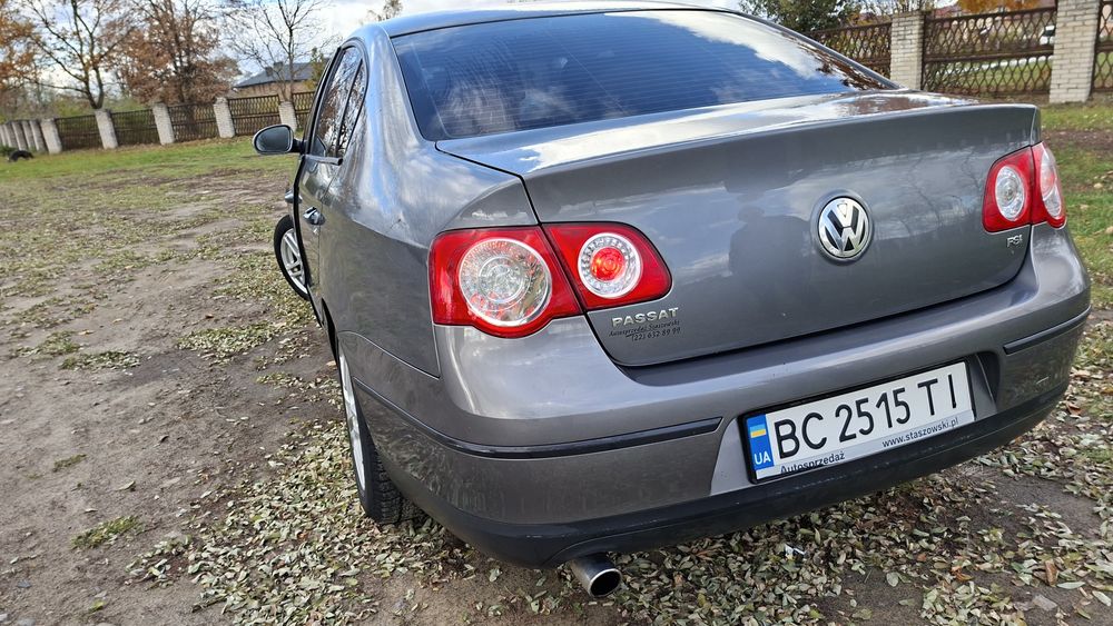 Обміняю Фольцваген пасат б6.1.6.бенз.
