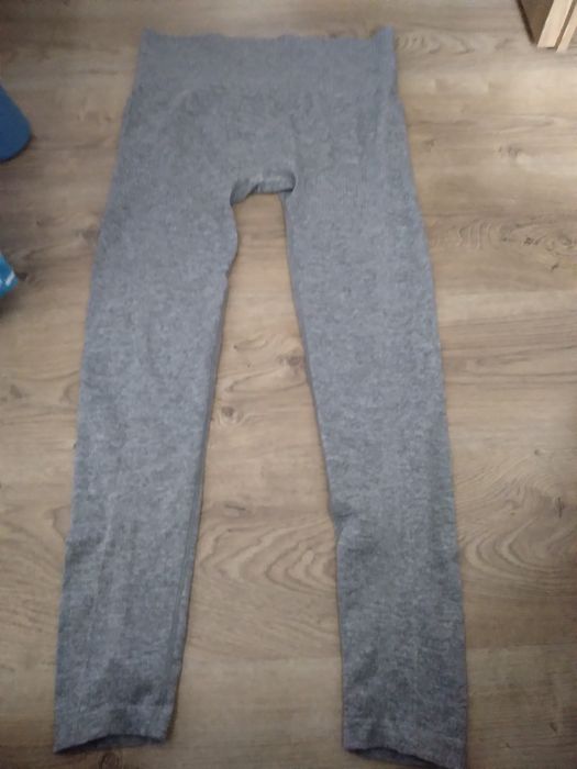 Fajne leginsy sportowe rozmiar L/2XL Workout