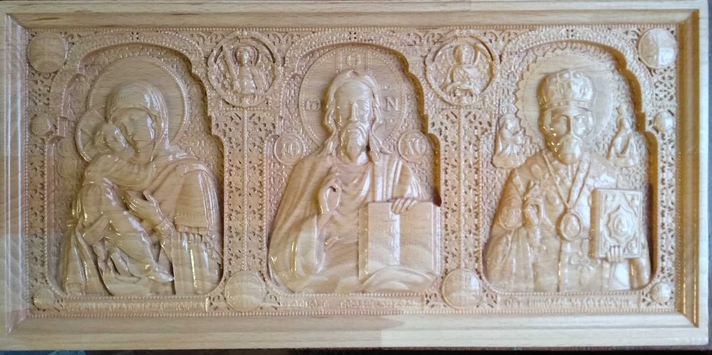 Иконы резные разные