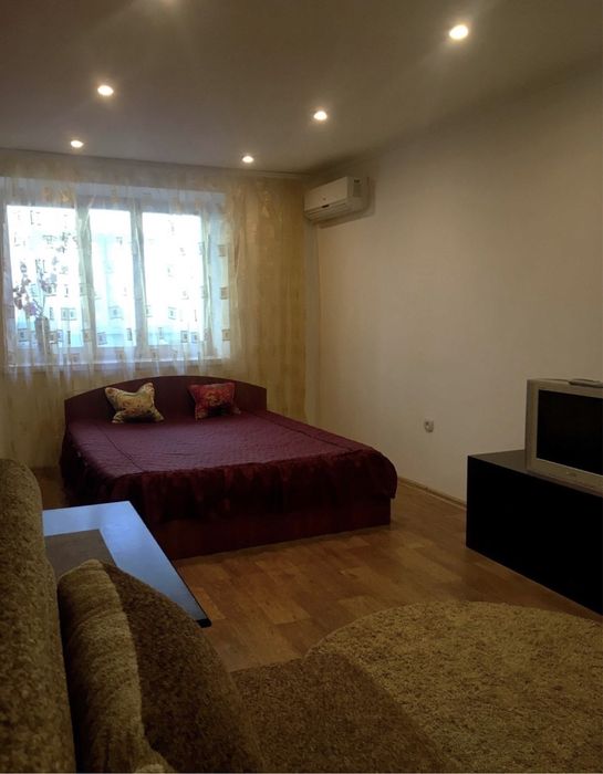 Вокзал /Сдам квартиру посутосно , почасово центр /шевчик /автовокзал