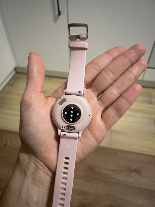 Смарт-годинник Garmin Venu 3S Soft Gold / Pink