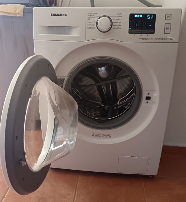 Máquina de lavar roupa