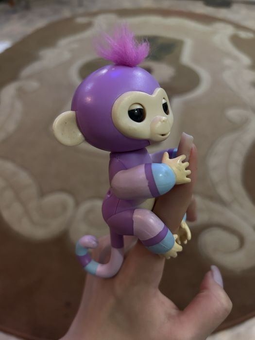 Интерактивная игрушка обезьянка