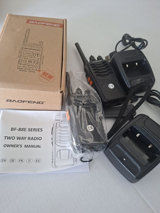 2 x Walkie Talkie Baofeng BF-88E