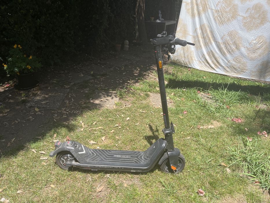 NIU KQi3 Pro Electric Scooter